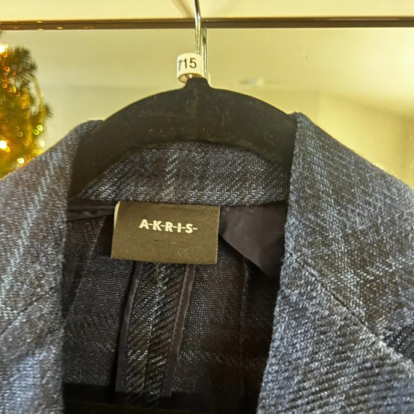AKRIS 2 Button Blazer Size US 8 - Picture 3 of 6